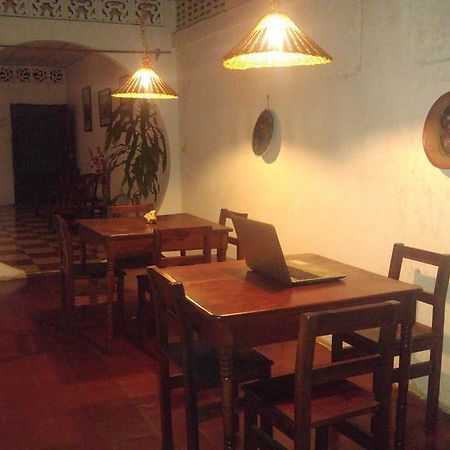 Casa Nica Leon Hostel Kültér fotó