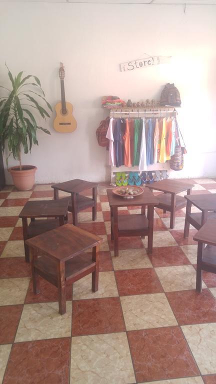 Casa Nica Leon Hostel Kültér fotó